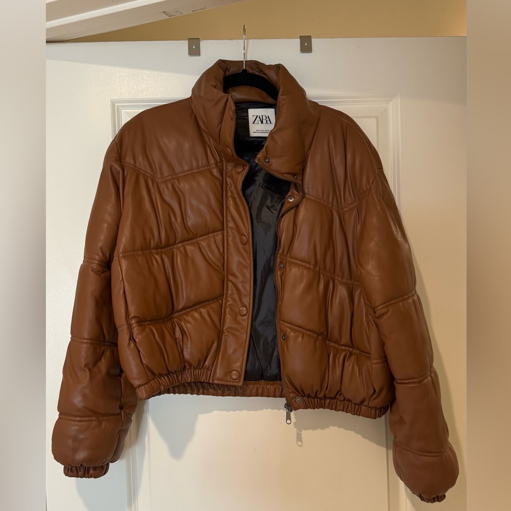 Zara Women's Tan Puffer Coat